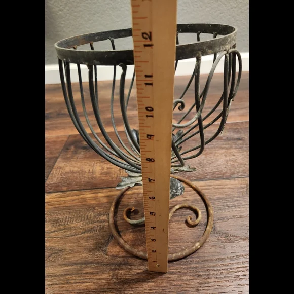 VTG Metal Plant Stand - Picture 13 of 14